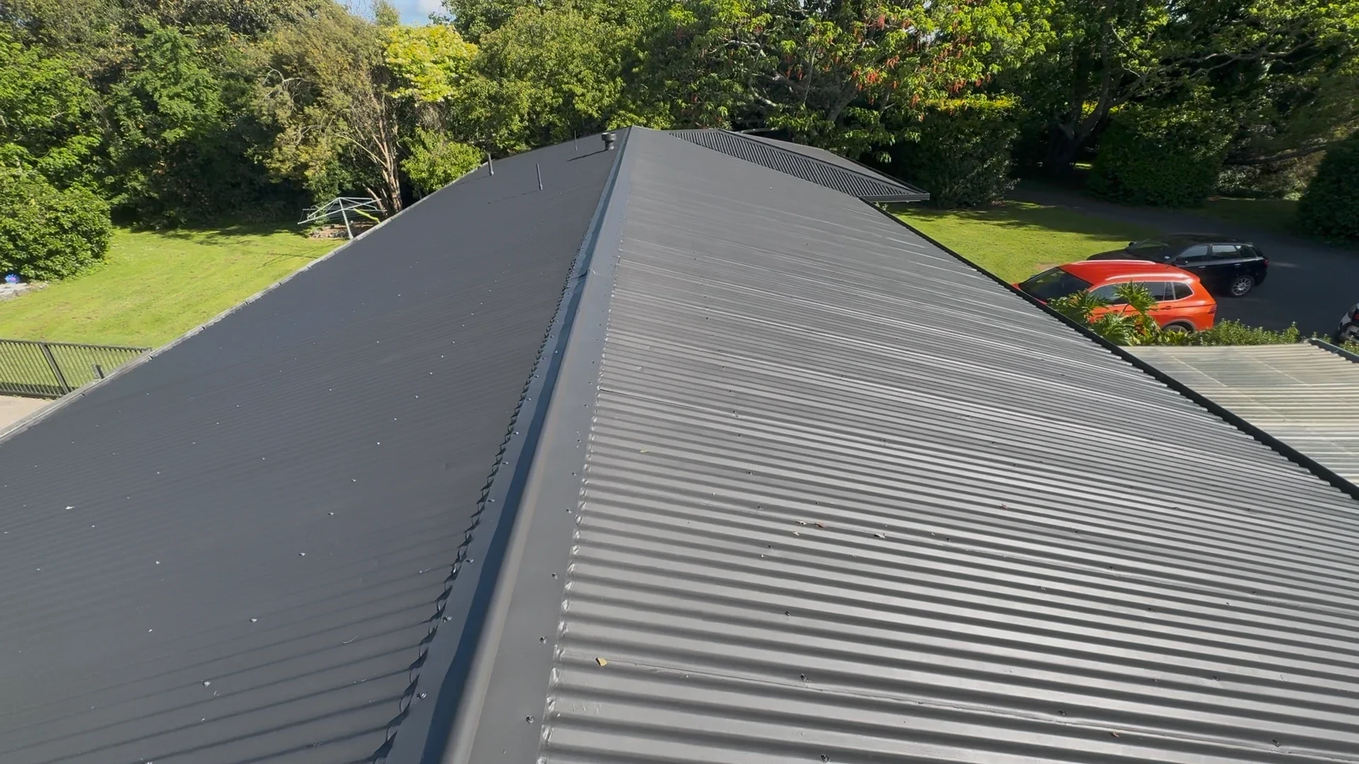 Large scale commercial roof painting project in Hamilton