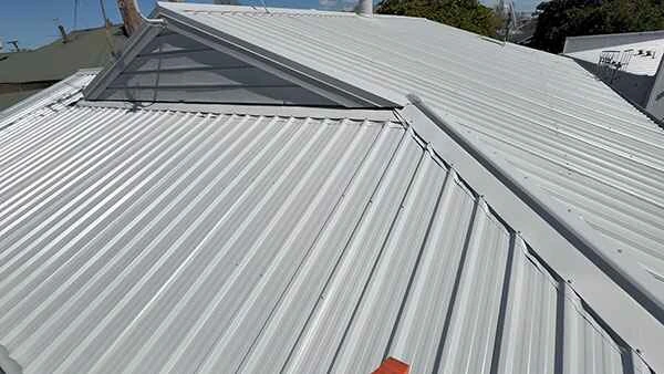 roof_painting_finish